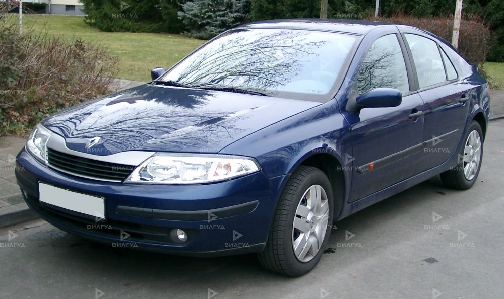 Установка защиты картера Renault Laguna в Благовещенске