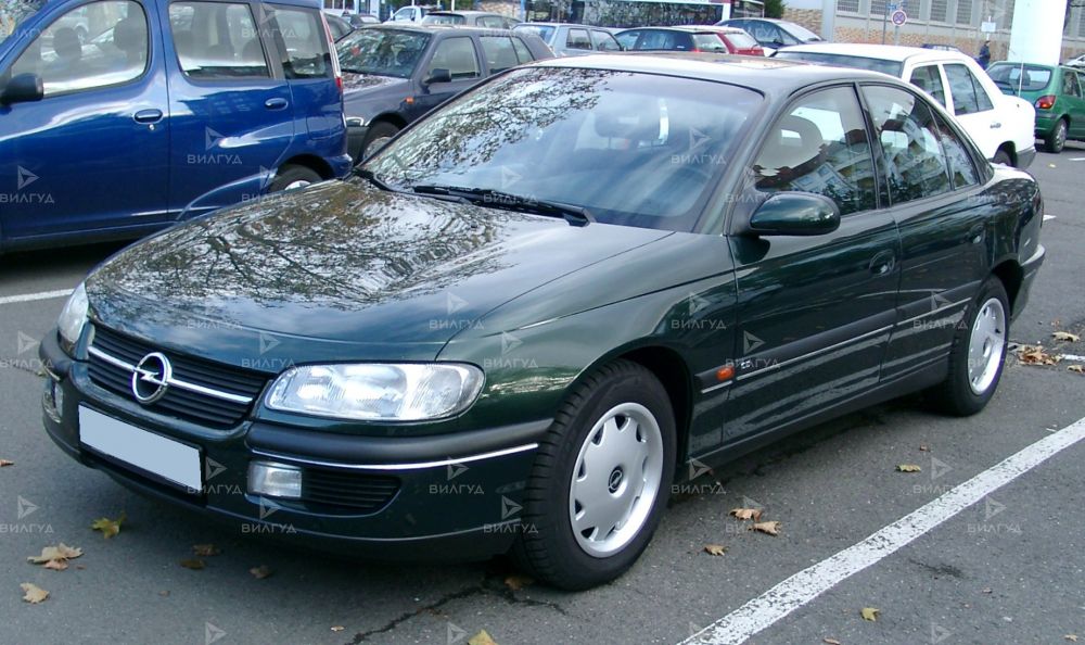 Замена сальника коленвала Opel Omega в Благовещенске