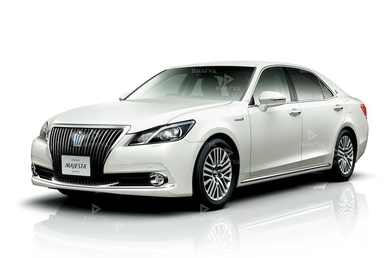 Замена масла в вариаторе Toyota Crown Majesta в Благовещенске
